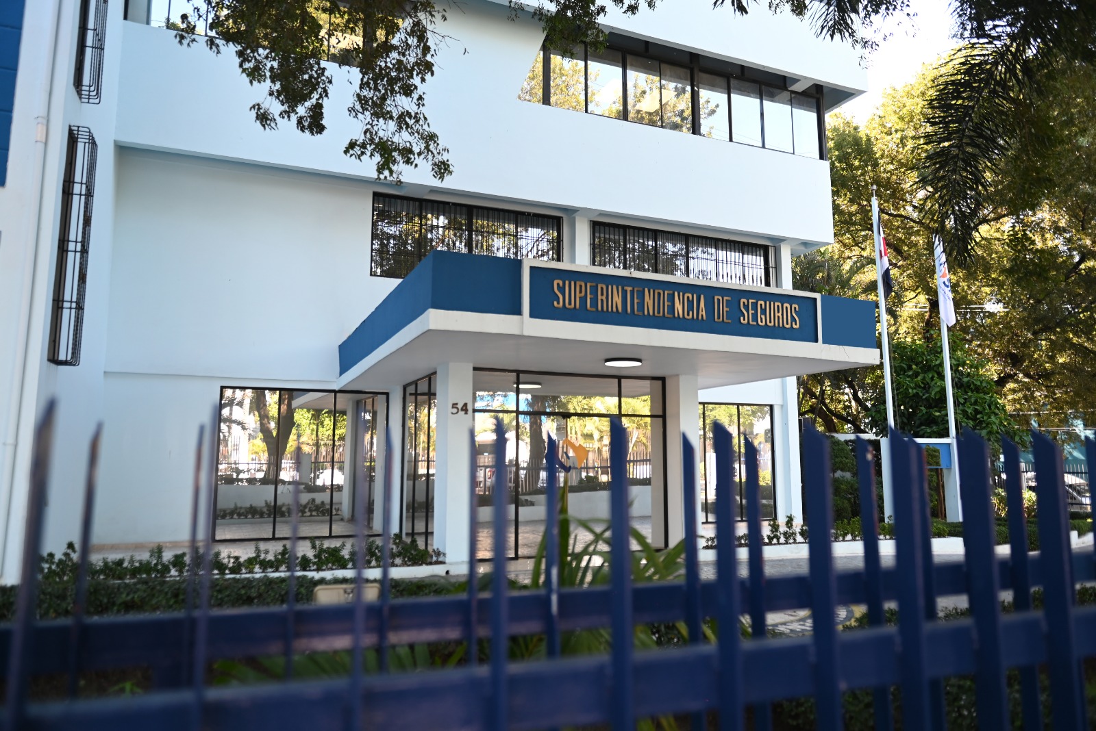Superintendencia de Seguros insta a verificar alcance pólizas imagen