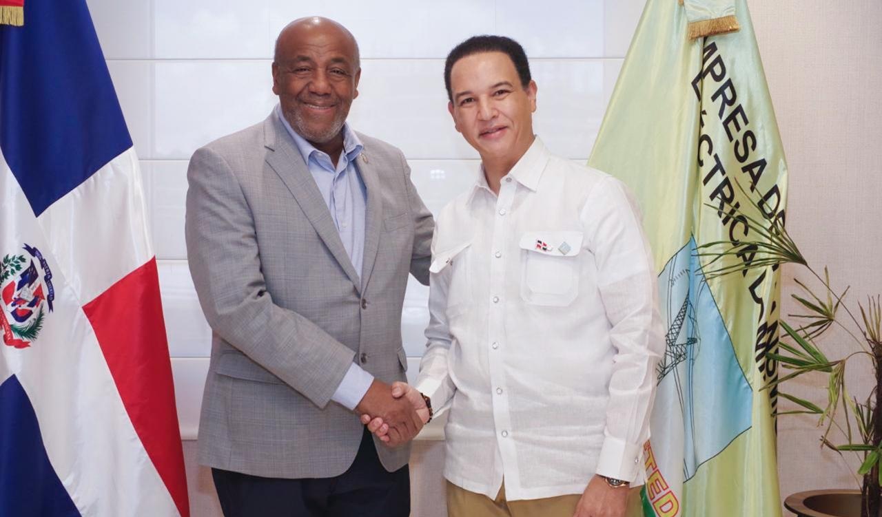 ETED y cónsul en Boston exponen avances sistema eléctrico RD imagen