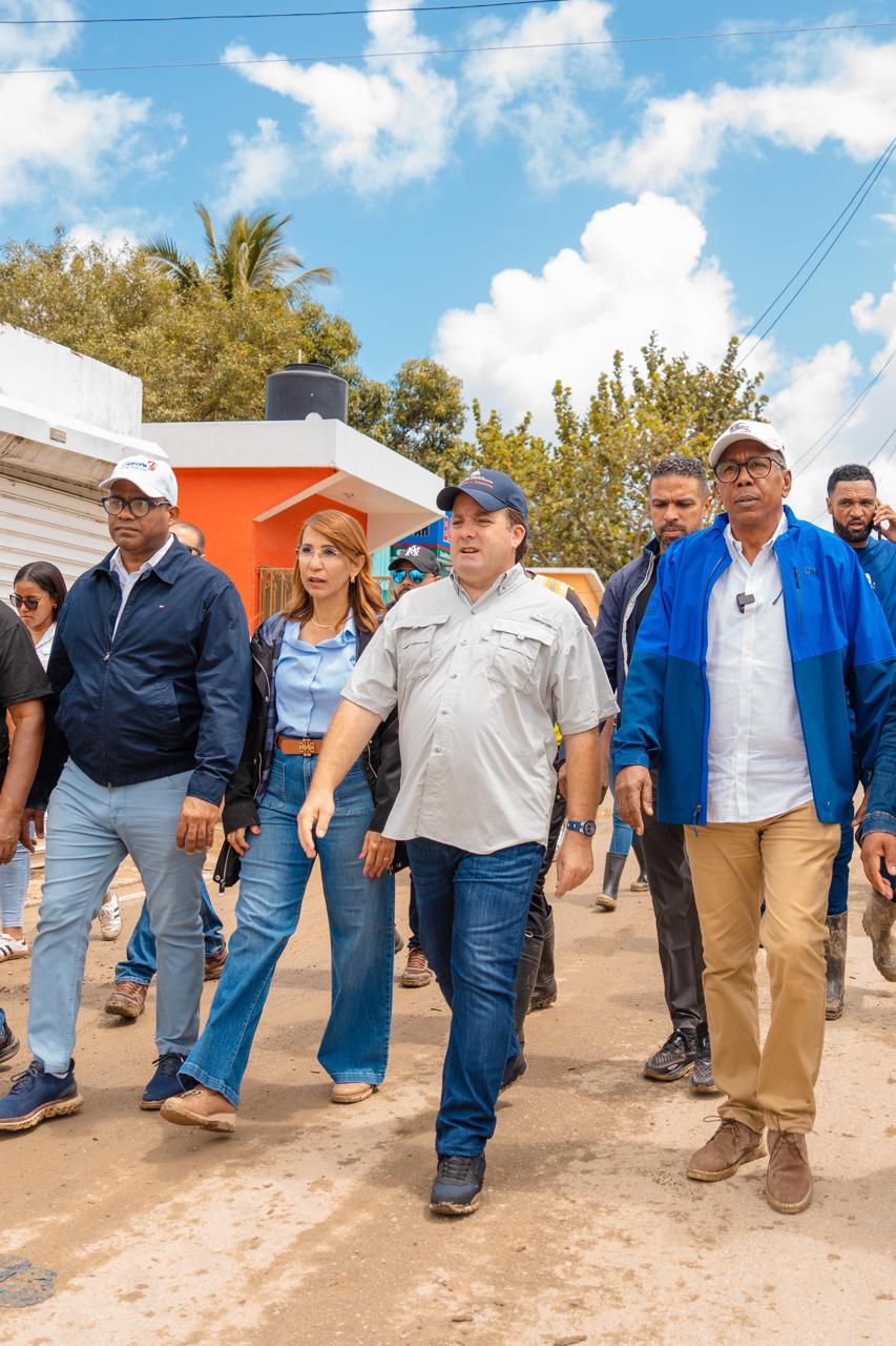 Director general de DASAC ejecuta segunda fase del protocolo de emergencia en Puerto Plata imagen