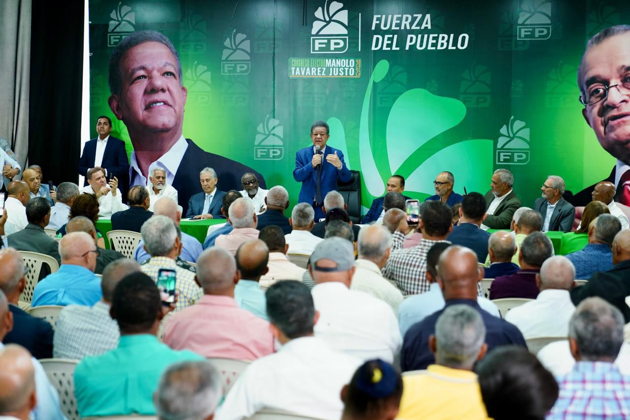 Leonel dice sector agropecuario   en RD necesita «una revolución»