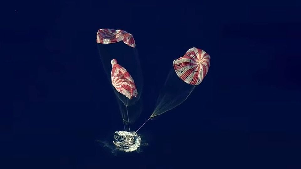 Amerizaje con éxito de cápsula Orion de la misión Artemis II