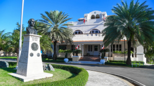 Cancillería desmiente quejas de dominicano varado en Vietnam