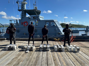 DNCD incauta 151 paquetes de  cocaína en las costas de Baní