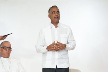 Ministro dominicano niega explotación minera en Santiago Ministro dominicano niega explotación minera en Santiago