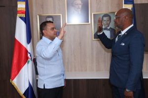 Juramentan nuevo director del Hospital Antonio Musa de SPM Juramentan nuevo director del Hospital Antonio Musa de SPM