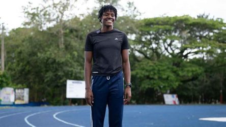 Marileidy Paulino valora pista atletismo S. Francisco Macoris
