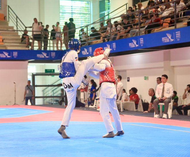 RD se lleva 4 oros y finaliza en tercer lugar Open Taekwondo imagen