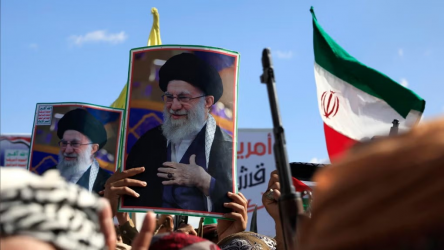 Irán niega estrecho de Ormuz haya sido bloqueado por EE.UU. Irán niega estrecho de Ormuz haya sido bloqueado por EE.UU.