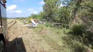 DAJABON: Avioneta se precipita en pista FAD; hay dos heridos