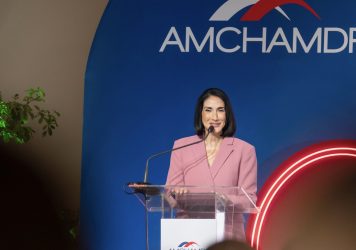 Primera Dama ve alianzas son claves para el desarrollo de RD