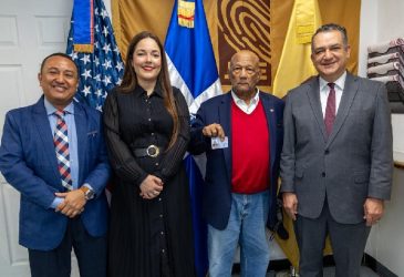 CODEX pide JCE iniciar cedulación y empadronamiento exterior