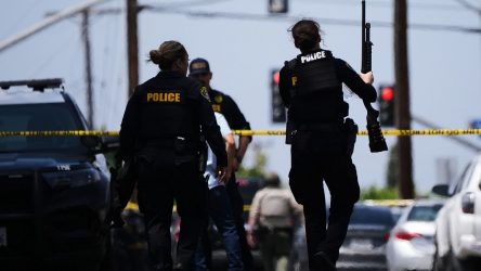 EEUU: Al menos tres muertos en tiroteo mezquita de San Diego