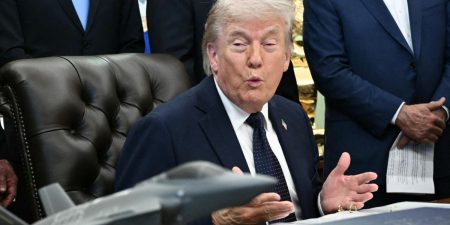 Trump dice ha dado a Irán un «tiempo limitado» para acuerdo