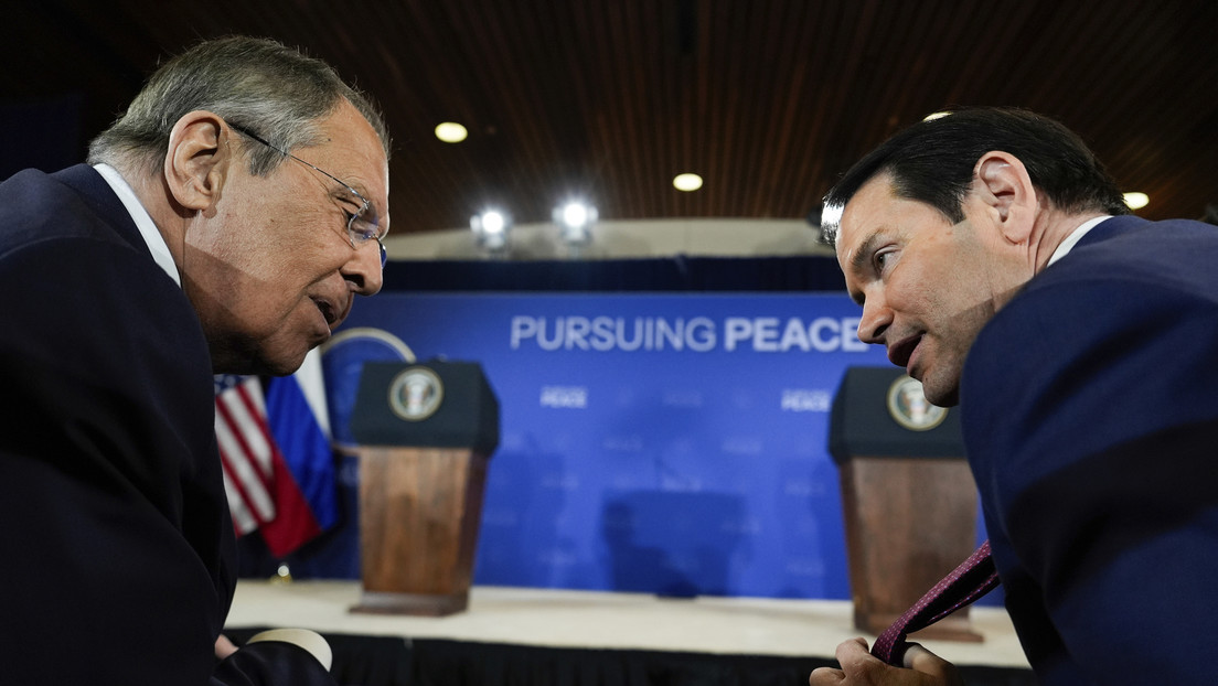 Rusia explica a Rubio necesidad de evacuar diplomáticos en Kiev Rusia explica a Rubio necesidad de evacuar diplomáticos en Kiev