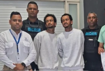 Deportan desde P. Rico mellizos vinculados a asalto a joyería DN
