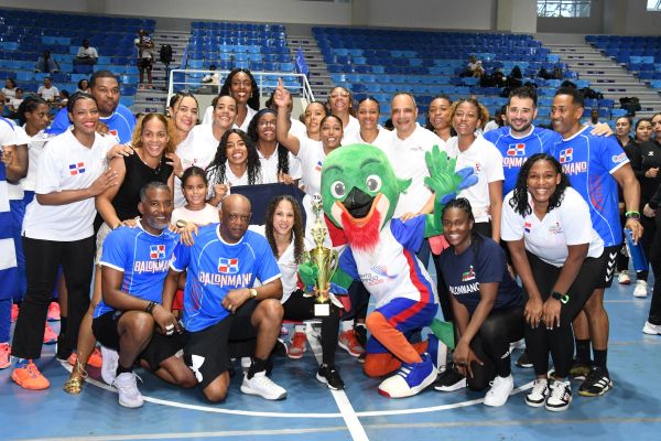 RD obtiene el primer lugar Copa Caribe Balonmano Femenino imagen
