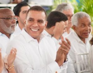 Senador respalda Gobierno  apoye productores afectados