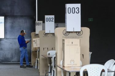 COLOMBIA: Mas de 41 millones listos elegir al nuevo presidente