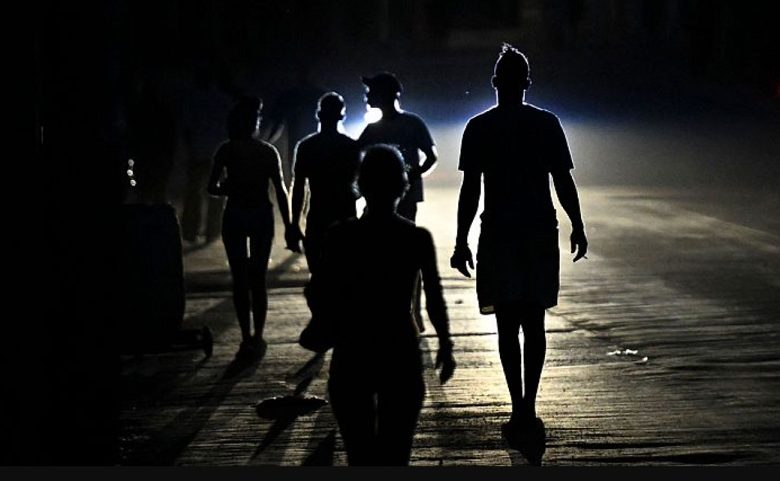Cuba: 70% apagado, Gobierno admite la situación es «crítica»