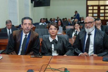 Defensa de Peralta dice tribunal confirmó ausencia total pruebas