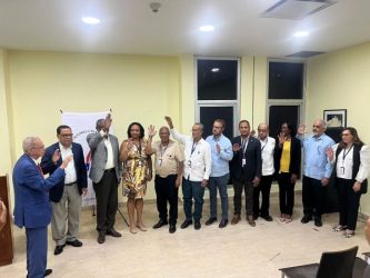 Asociación de Escritores y Periodistas juramenta directiva