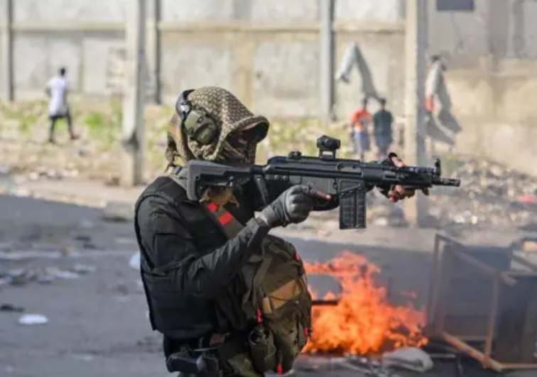 Bandas armadas destruyen comisaría en el norte de Haití