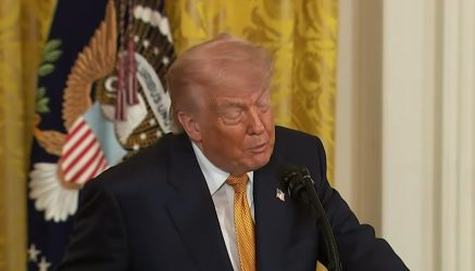Trump vuelve amenazar México sobre combate al narcotráfico