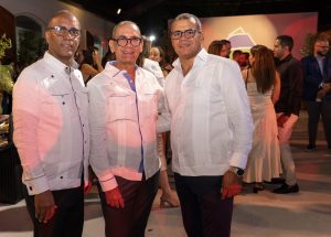 Banco Santa Cruz inaugura un centro de negocios en Valverde