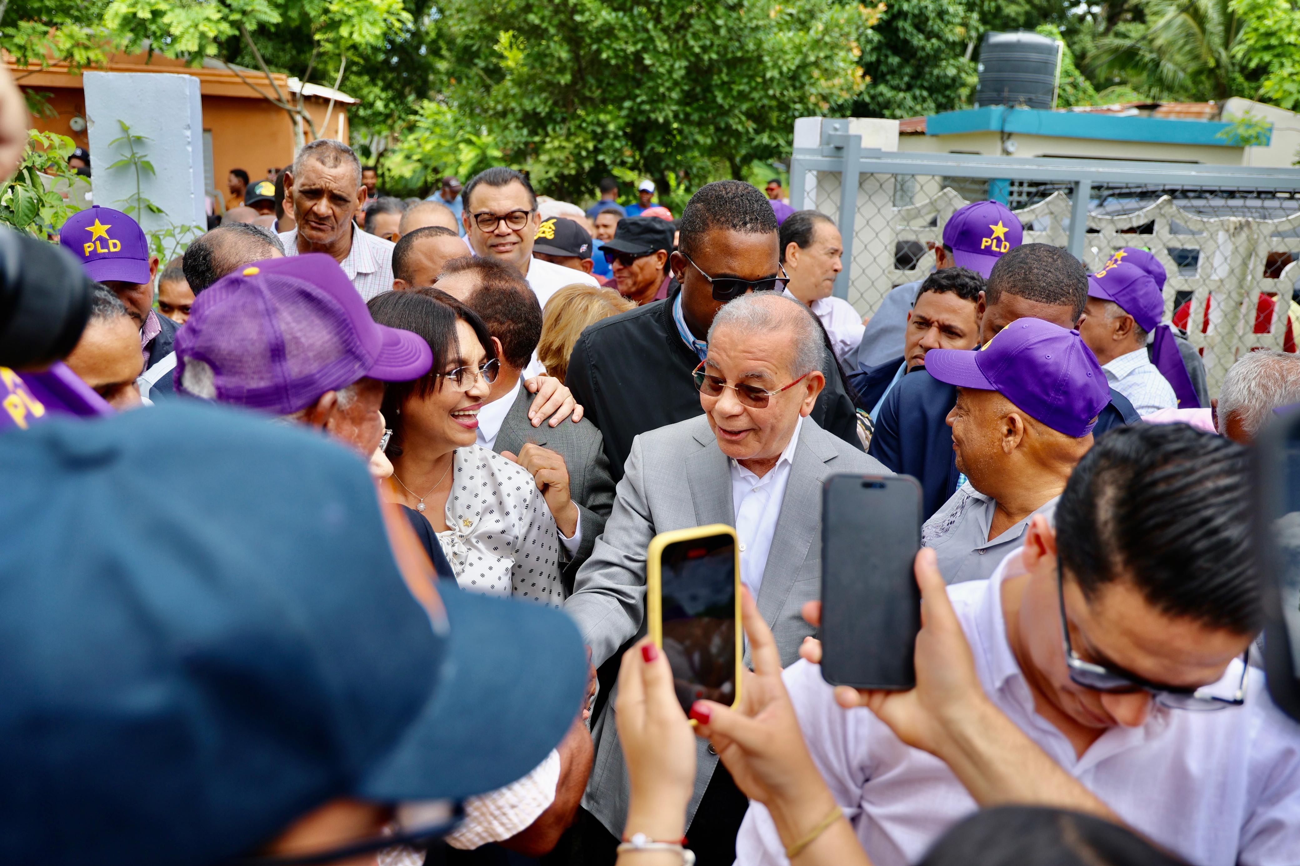 Danilo ve sospechosa decisión JCE de suspender las encuestas imagen