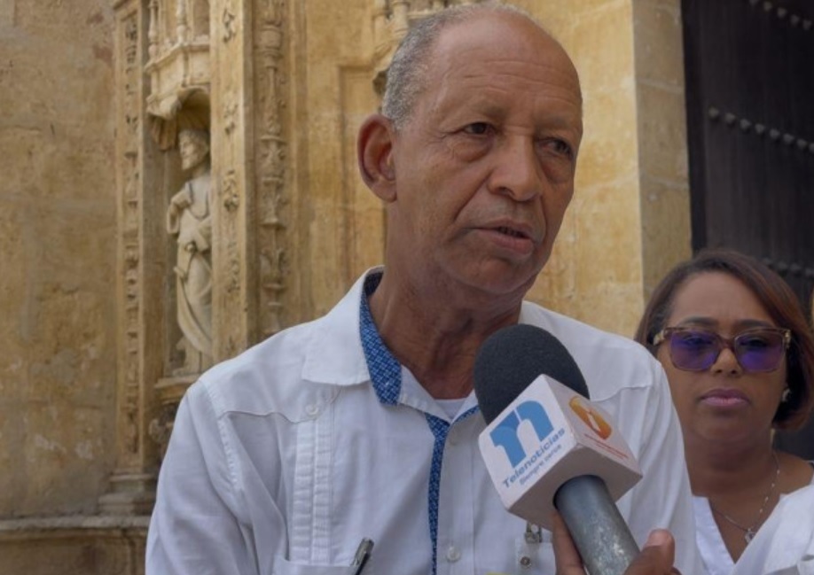 Gobierno acoge demandas de enfermeras; desisten de paro