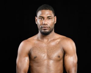 Michael Ramírez y Kenny De León en combate invictos en RD