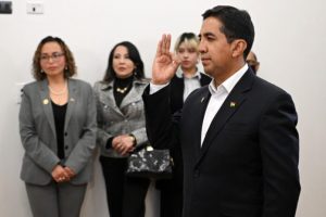 BOLIVIA: Cambian ministro de Trabajo en medio de protestas