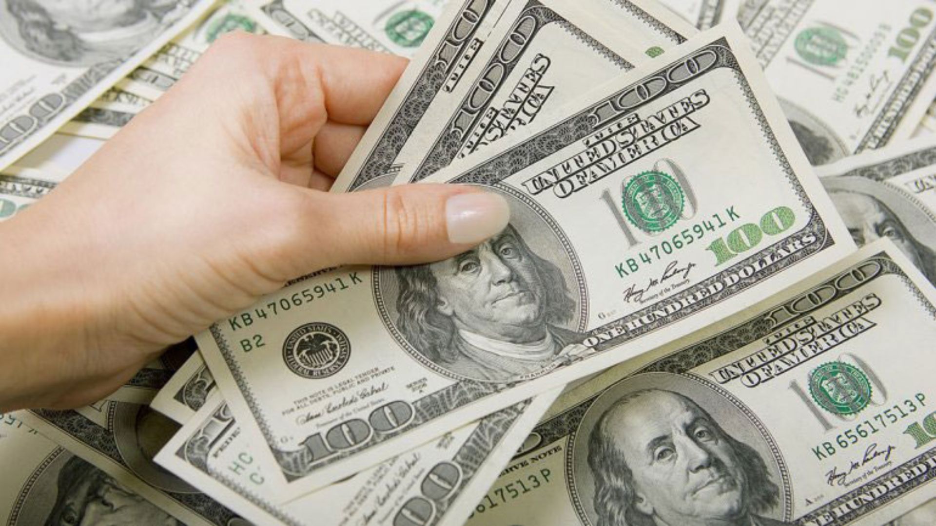 Dólar subió 36 centavos y se vendía este jueves a RD$60.03
