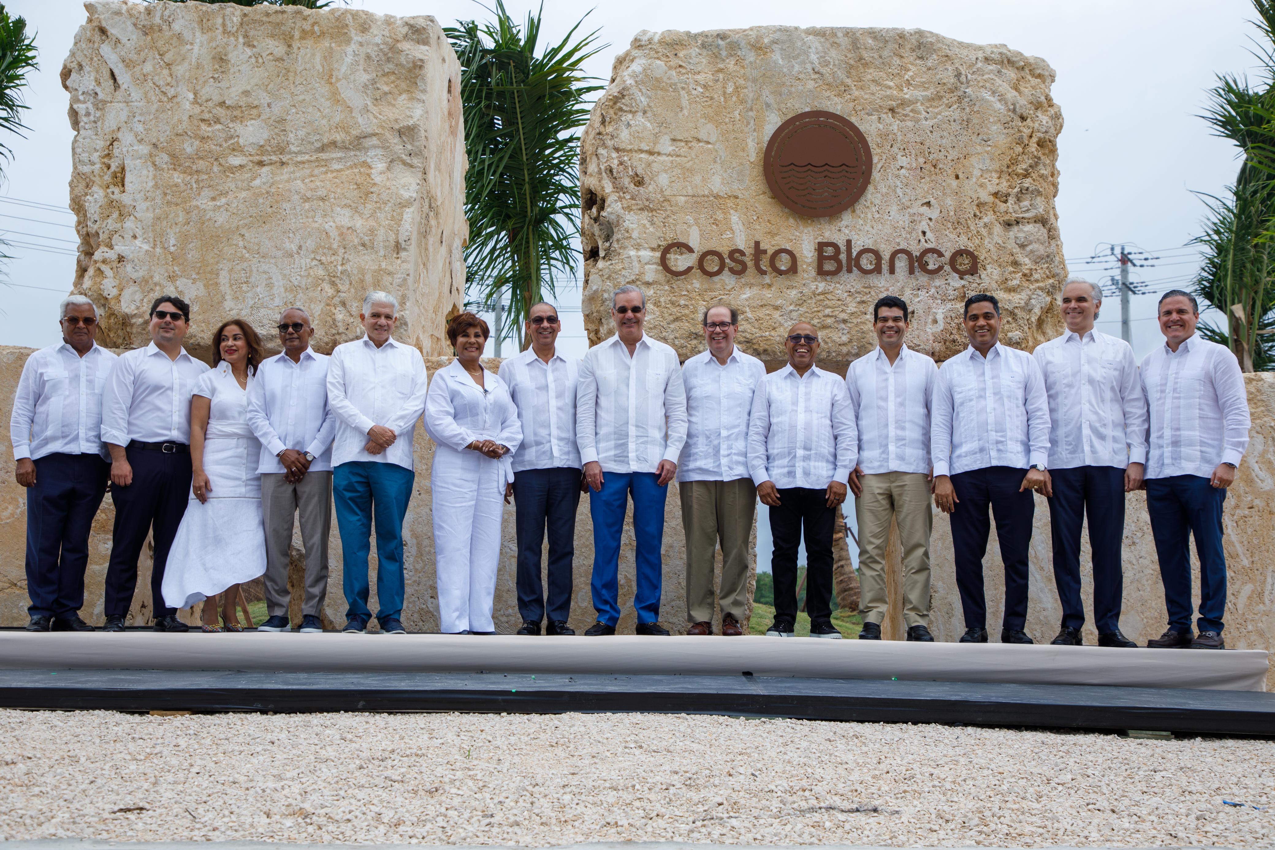 Gobierno anuncia inversión de RD$20 mil MM en Boca Chica imagen