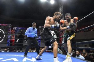 Feudri Franco derrota mexicano y mantiene invicto boxeo en RD