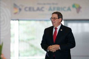 Cuba dice estudia oferta de la ayuda humanitaria de los EEUU