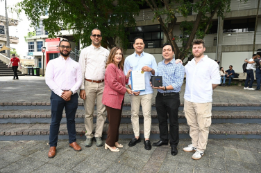 INTEC patentiza un cargador inteligente vehículos eléctricos