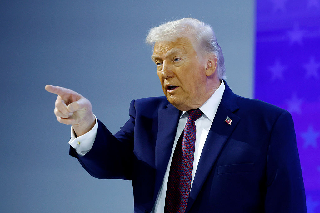 Trump anuncia la suspensión de ataques previstos contra Irán