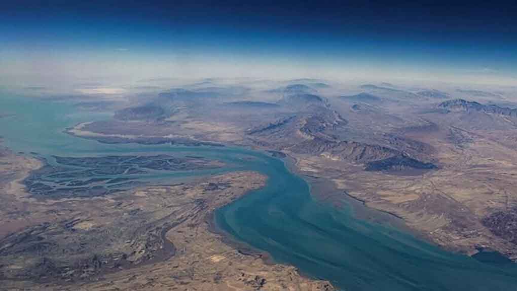 Irán anuncia medida garantiza tránsito seguro por Ormuz