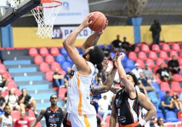Metros vence a los Reales; Titanes clasifican en la LNB Metros vence a los Reales; Titanes clasifican en la LNB