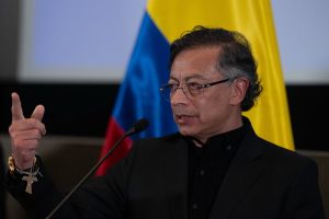 COLOMBIA: Petro trasladará a los grupos armados ilegales