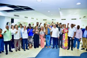 Danilo Cruz Pichardo renuncia PRM y oficializa su regreso PRD