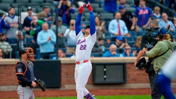 Juan Soto pega jonrón 250 de su carrera en las Grandes Ligas imagen