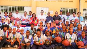 INEFI impulsa deporte escolar en la frontera de R. Dominicana INEFI impulsa deporte escolar en la frontera de R. Dominicana