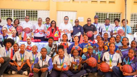 INEFI impulsa deporte escolar en la frontera de R. Dominicana