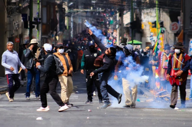 Bolivia: Seis regiones afrontan bloqueos tras fracaso operativo