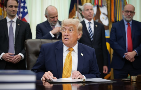 Trump se atribuye el triunfo de De la Espriella en Colombia