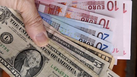 El dólar subió 39 cts. y euro 26; eran vendidos $60.28 y $69.74