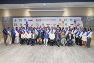 LA VEGA: El BCRD concluye diplomado para comunicadores