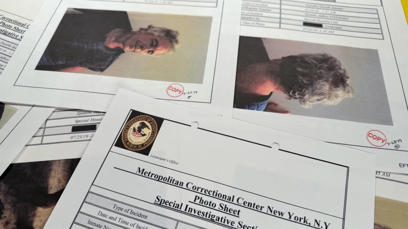 Juez ordena revelar contenido censurado archivos de Epstein imagen